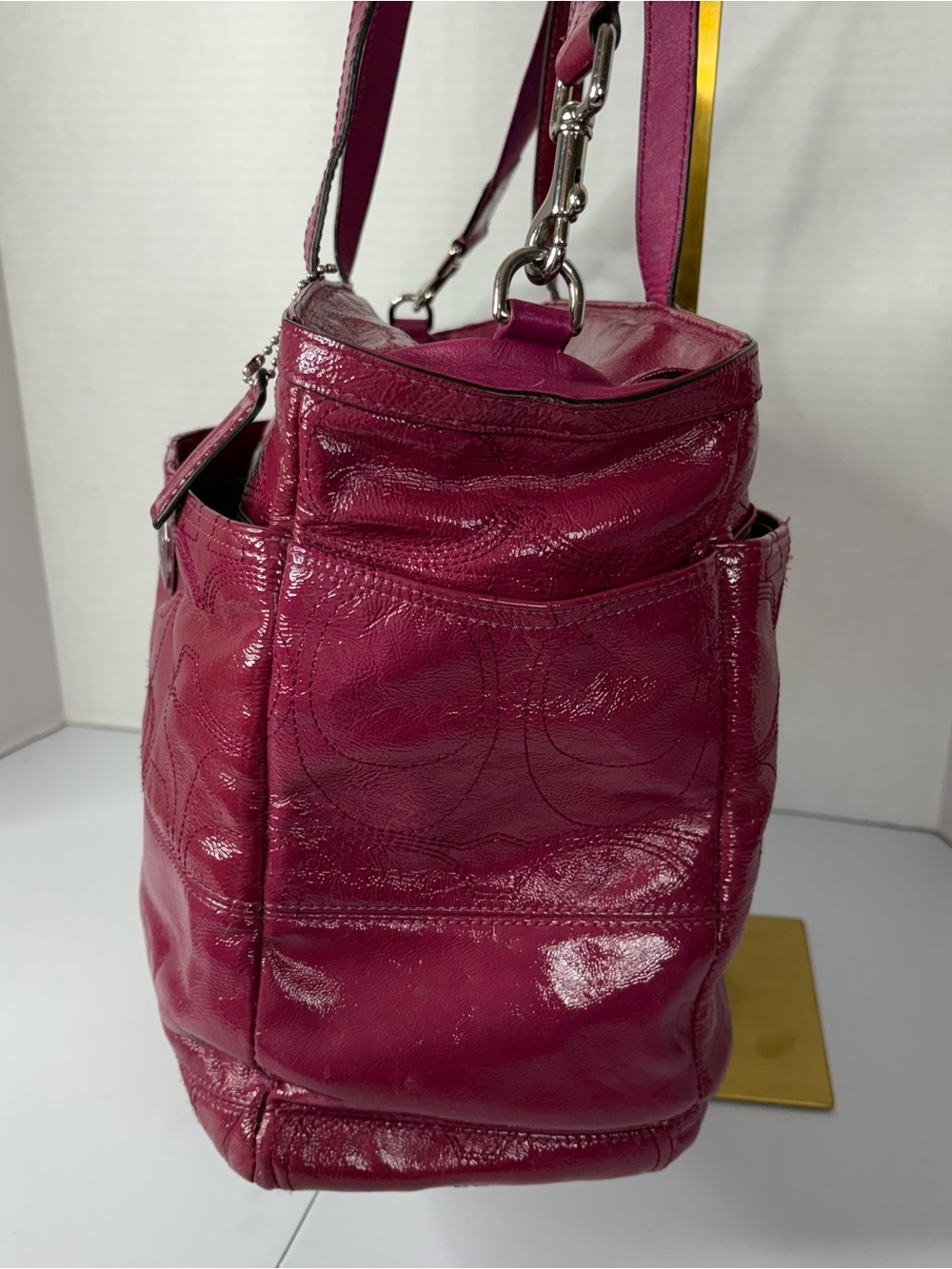 Y2K Coach Fuchsia Patent Leather Diaper Bag Detachable Long Strap & Changing Pad - Picture 4 of 16